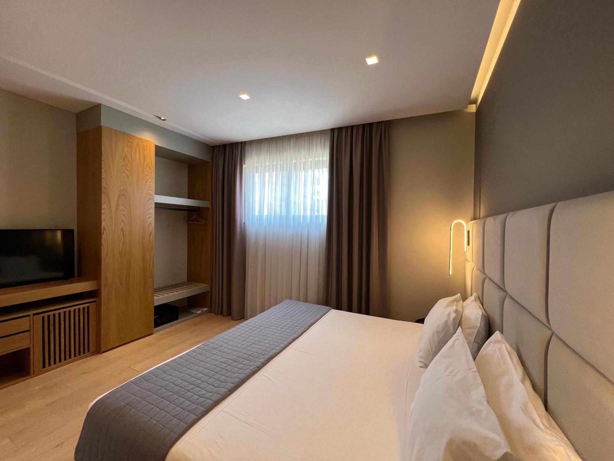 Artnest Luxury Hotel & Suites Saranda Zewnętrze zdjęcie